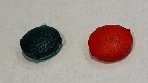 Grønne og røde indgangsdørsdæksler Installeret på Fendt campingvogne: