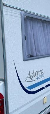 Logo Adora til Adria Adora årgang 2008 - 2009 klistermærke