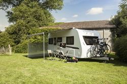 325 Thule Omnistor 1200 posemarkise 